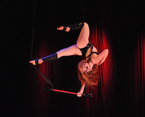 image of rita huie performing